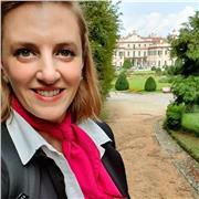 Insegnante bilingue italiano-inglese impartisce lezioni di inglese a tutti i livelli e a tutte le età